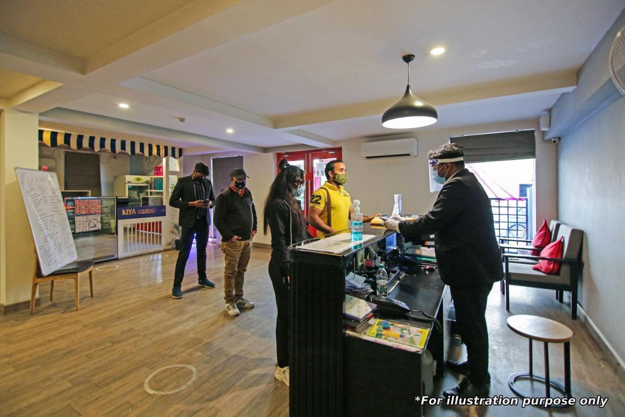 Townhouse Oak Hotel Rama 나식 외부 사진