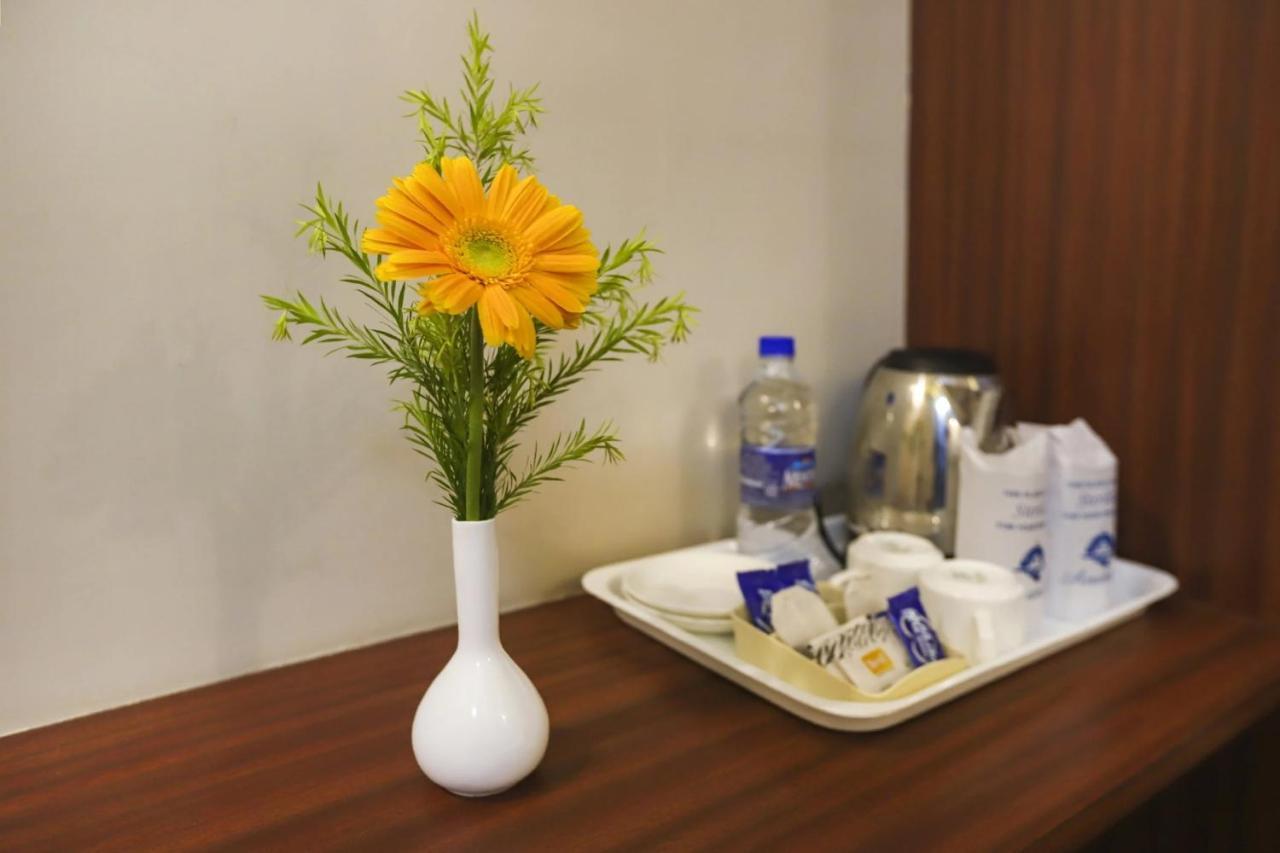 Townhouse Oak Hotel Rama 나식 외부 사진